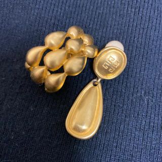 ジバンシィ(GIVENCHY)のgivenchy vintage earrings アシンメトリー(イヤリング)