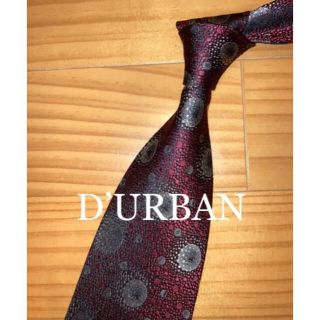 ダーバン(D’URBAN)の美品　ダーバン　ワイン総柄(ネクタイ)