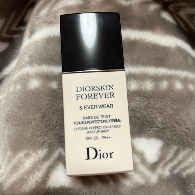 Dior(ディオール)のDIOR  ディオール　ベース　ディオールスキン　フォーエヴァーエヴァー コスメ/美容のベースメイク/化粧品(化粧下地)の商品写真