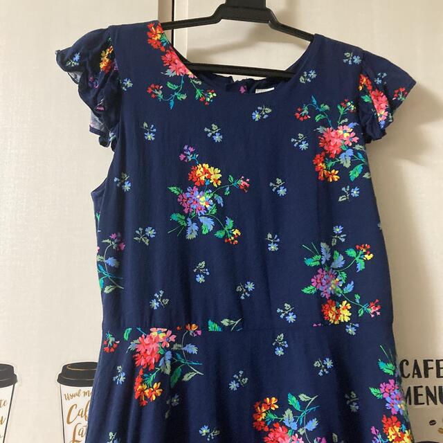 GAP Kids(ギャップキッズ)の花柄ワンピース　GAP KIDS キッズ/ベビー/マタニティのキッズ服女の子用(90cm~)(ワンピース)の商品写真