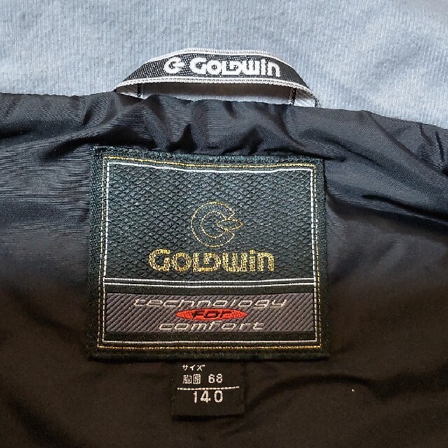 GOLDWIN(ゴールドウィン)のGOLDWIN キッズベスト 140 キッズ/ベビー/マタニティのキッズ服男の子用(90cm~)(ジャケット/上着)の商品写真