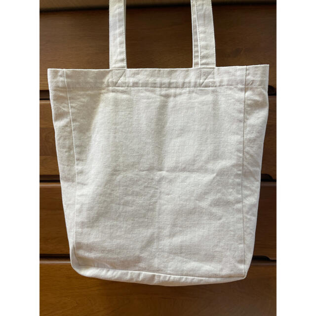 IENA(イエナ)のA.P.C./アーペーセー TOTE LAURE BLACK ロゴトートバッグ◆ レディースのバッグ(トートバッグ)の商品写真