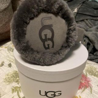 アグ(UGG)の★ＵＧＧ★耳当て　イヤーマフラーグレー✨(イヤーマフ)