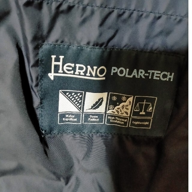 HERNO(ヘルノ)の【yuhi1985様専】【HERNO】 ダウンコート　サイズ44 ネイビー メンズのジャケット/アウター(ダウンジャケット)の商品写真