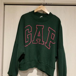 ギャップ(GAP)のGAP スウェット ショート丈　グリーン(トレーナー/スウェット)