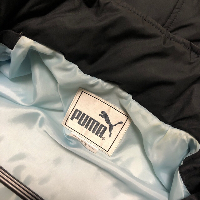 PUMA(プーマ)のPUMAレディースベンチコート スポーツ/アウトドアのサッカー/フットサル(ウェア)の商品写真