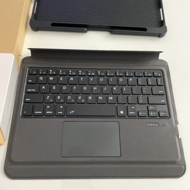 ewin iPad pro/air smart keyboard case スマホ/家電/カメラのスマホアクセサリー(iPadケース)の商品写真