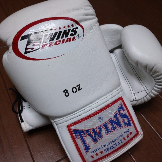 2021新入荷 TWINS ボクシンググローブ 紐式8oz リール - stuff-to-go.com