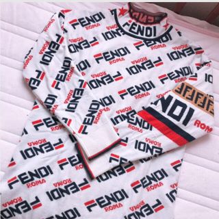 フェンディ(FENDI)のFENDI ワンピ　(ミニワンピース)