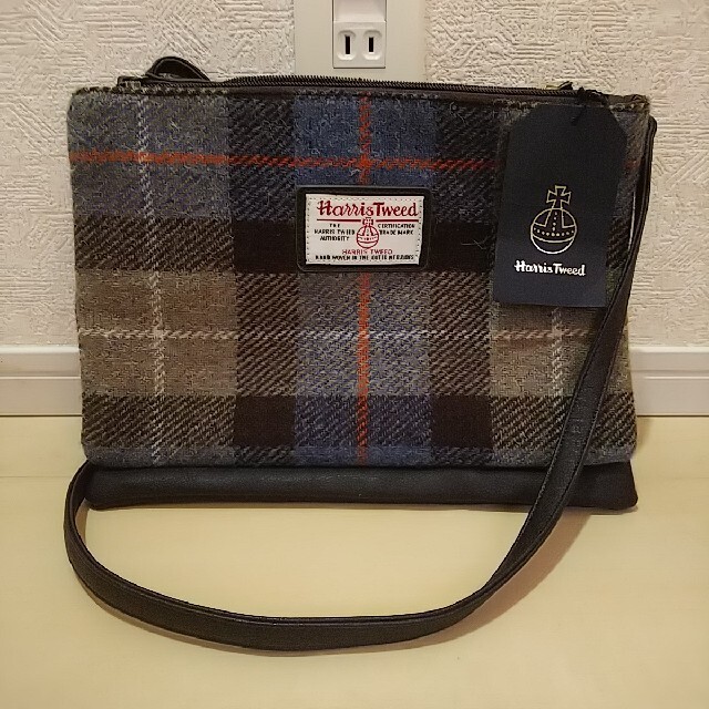 Harris Tweed(ハリスツイード)のタグ付き ハリスツイードショルダーバッグ レディースのバッグ(ショルダーバッグ)の商品写真