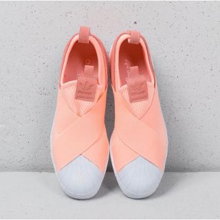 アディダス(adidas)のadidas スニーカー(スニーカー)