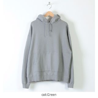 コモリ(COMOLI)のcrepuscule garment dyed フーディ　グリーン(パーカー)