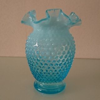 フェトン(FENTON)のフェントン ブルーオパール セントホブネイル フリルフラワーべ一ス(花瓶)