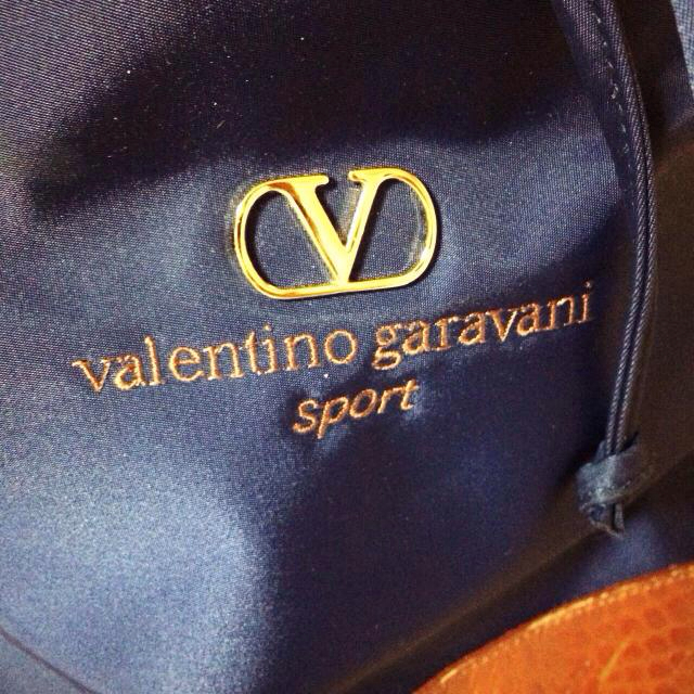 VALENTINO(ヴァレンティノ)のvalentino garavani レディースのバッグ(ショルダーバッグ)の商品写真