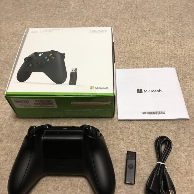 Xbox(エックスボックス)のxboxワイヤレスコントローラー＋アダプター エンタメ/ホビーのゲームソフト/ゲーム機本体(家庭用ゲーム機本体)の商品写真