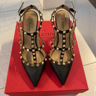 ヴァレンティノ(VALENTINO)のヴァレンティノ　ロックスタッズ　サンダル(サンダル)