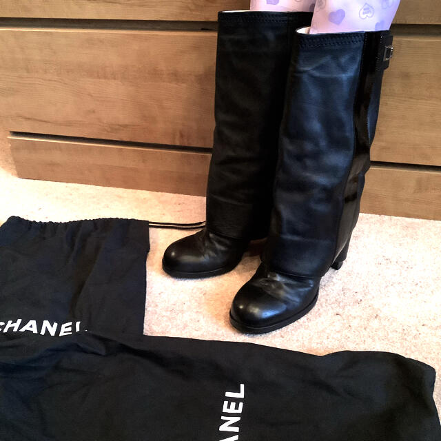 シャネル CHANEL ブーツ 黒 24 レディース ブランド 靴