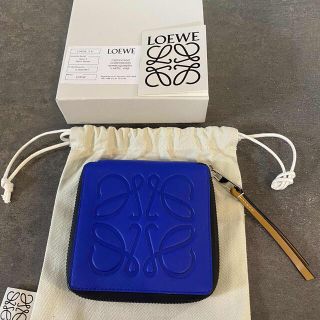 ロエベ(LOEWE)のロエベ  LOEWE 新品未使用2つ折り財布(財布)