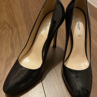 プラダ エナメルパンプスの通販 100点以上 | PRADAを買うならラクマ