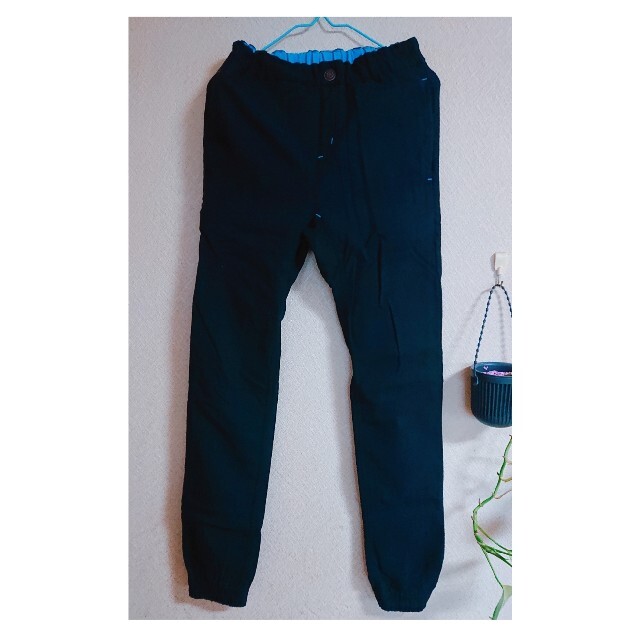 Ymama様専用👖黒パンツ 150👖 キッズ/ベビー/マタニティのキッズ服男の子用(90cm~)(パンツ/スパッツ)の商品写真