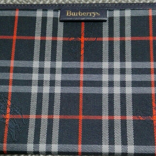 BURBERRY(バーバリー)の希少ヴィンテージ　Burberryロンドン ノバチェック文庫ブックカバー ハンドメイドの文具/ステーショナリー(ブックカバー)の商品写真