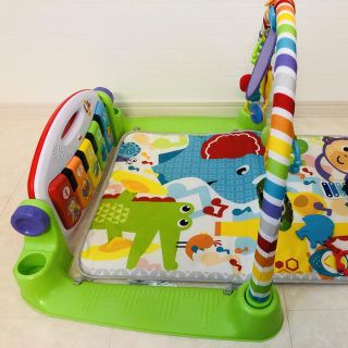 フィッシャープライス(Fisher-Price)の●ちた様●ベビーメリー キックジム(オルゴールメリー/モービル)