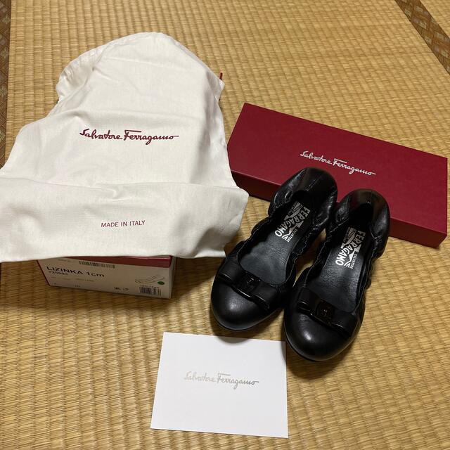 lizinka Ferragamo リボン バレエシューズ フラットシューズ