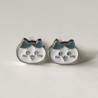 ハチワレ　ピアス　ちいかわ(ピアス(両耳用))