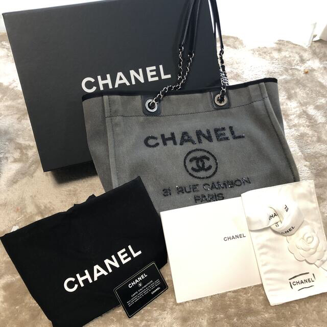 2017SS CHANEL スパンコールドーヴィルトート