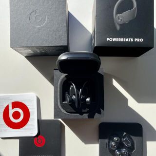 ビーツバイドクタードレ(Beats by Dr Dre)のPowerbeats Pro ブラック(ヘッドフォン/イヤフォン)