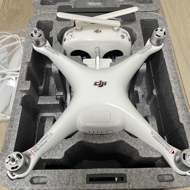 phantom(ファントム)の【極美品】DJI『Phantom4 PRO V2.0』 エンタメ/ホビーのテーブルゲーム/ホビー(航空機)の商品写真