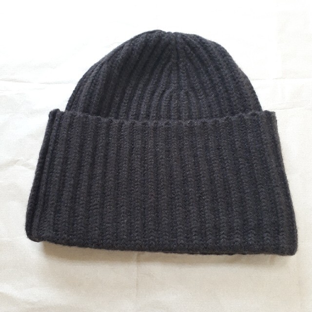 L'Appartement DEUXIEME CLASSE(アパルトモンドゥーズィエムクラス)の未使用KNITCAP、ブラウン レディースの帽子(ニット帽/ビーニー)の商品写真