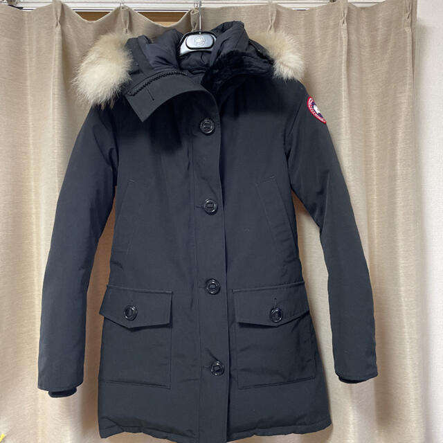 CANADA GOOSE(カナダグース)のカナダグース　ブロンテ　ブラック　Sサイズ レディースのジャケット/アウター(ダウンジャケット)の商品写真