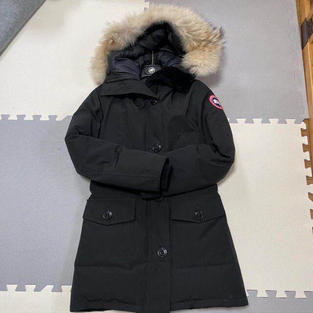 CANADA GOOSE(カナダグース)のカナダグース　ブロンテ　ブラック　Sサイズ レディースのジャケット/アウター(ダウンジャケット)の商品写真