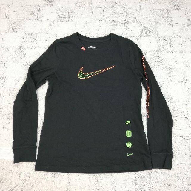 NIKE(ナイキ)のNIKE ナイキ 長袖Tシャツ レディースのトップス(Tシャツ(長袖/七分))の商品写真