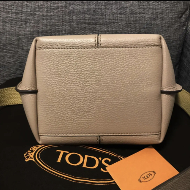 TOD'S(トッズ)のTOD'S ジョイトート　2wayバッグ レディースのバッグ(ハンドバッグ)の商品写真