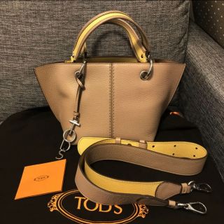 トッズ(TOD'S)のTOD'S ジョイトート　2wayバッグ(ハンドバッグ)