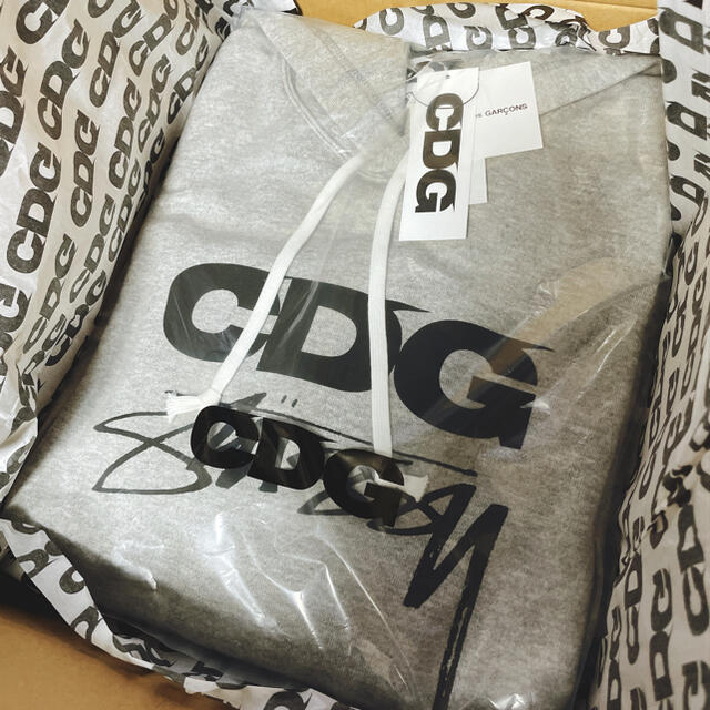 定価以下　stussy  × cdg hoodie グレー　ギャルソン