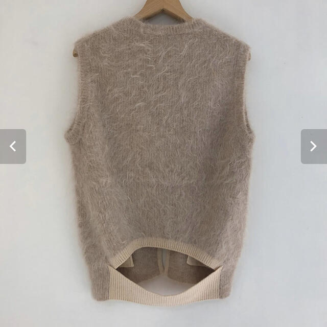 jun mikami shaggy alpaca V neck vest の通販 by meme｜ラクマ