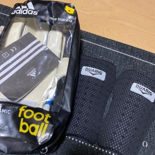 アディダス(adidas)の☆adidas キーパーグローブ☆すね当て付き(その他)