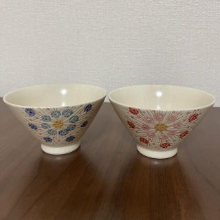 ハサミ(HASAMI)の新品 有田焼 波佐見焼 花柄 ペア 茶碗 お茶碗 飯碗 2客 勲山窯 オシャレ(食器)