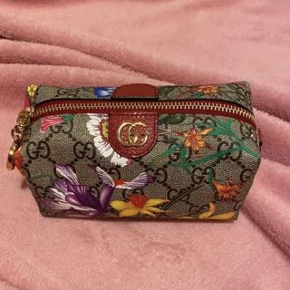 グッチ(Gucci)のGUCCI ポーチ　花柄(ポーチ)