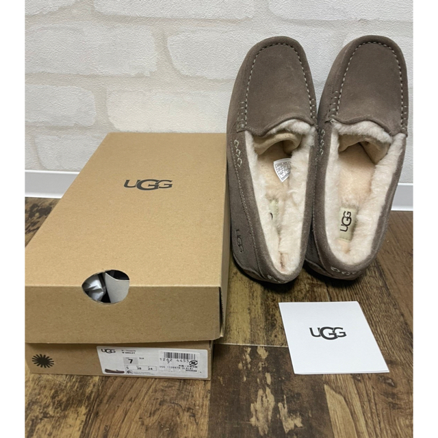 UGG(アグ)の新品　正規品　ugg アンスレー　スレート　24cm 1106878 撥水 レディースの靴/シューズ(スリッポン/モカシン)の商品写真