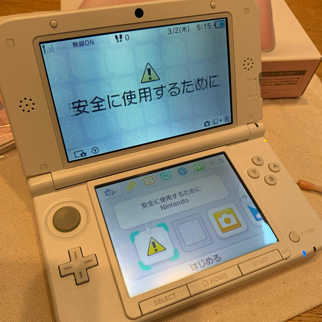 Nintendo 3DS LL ピンク/ホワイト 任天堂 /とびだせどうぶつの森 2