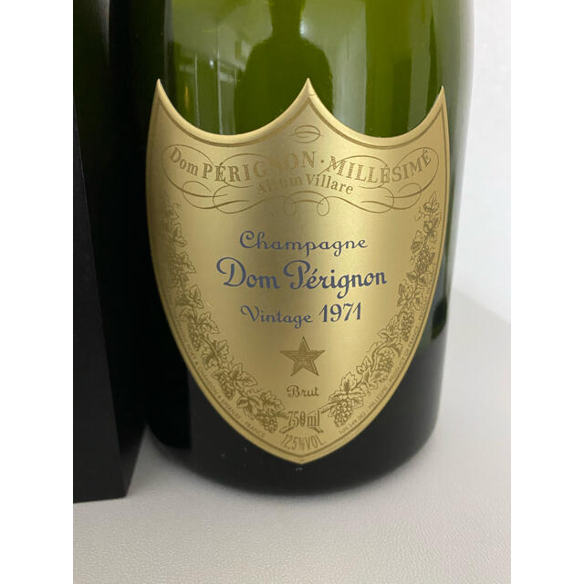 Dom Pérignon(ドンペリニヨン)のドンペリ　Ｐ３　空瓶 食品/飲料/酒の酒(シャンパン/スパークリングワイン)の商品写真