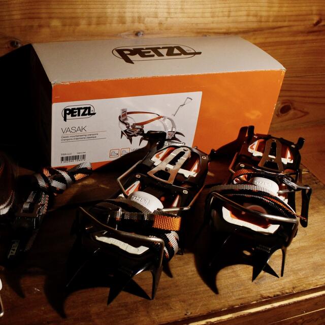 【美品】早い物勝ち‼︎PETZL VASAK 12本爪「箱・説明書付き」????