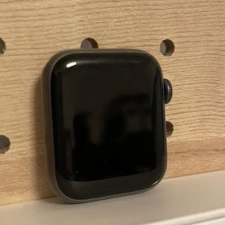 アップルウォッチ(Apple Watch)の【バンド未開封】Apple Watch Series 5 充電器も未使用(腕時計(デジタル))