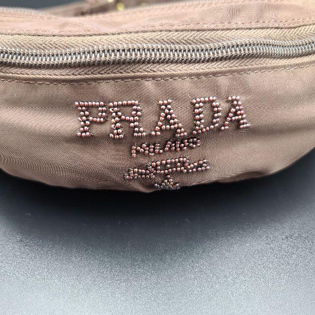 PRADA(プラダ)の確実正規品　プラダ　ビーズ刺繍　ウェストポーチ　レア レディースのバッグ(ボディバッグ/ウエストポーチ)の商品写真