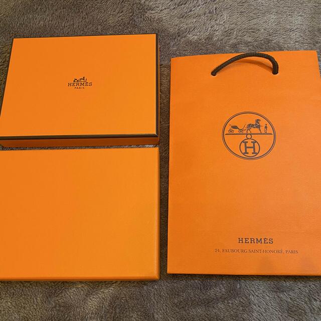 Hermes(エルメス)の(ki購入専門です様専用)エルメス パスポートケース ターマック ローズ レディースのファッション小物(パスケース/IDカードホルダー)の商品写真