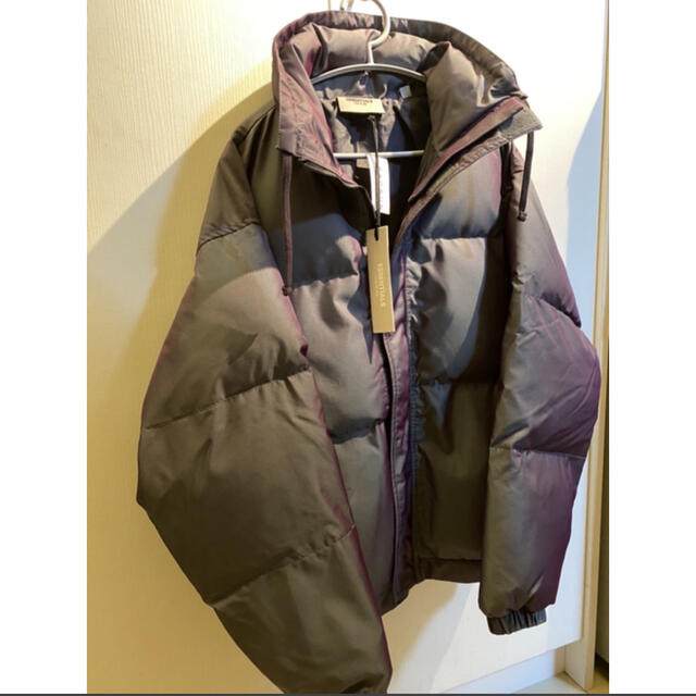 Essential(エッセンシャル)のFear Of God Essentials Puffer Jacket メンズのジャケット/アウター(ダウンジャケット)の商品写真